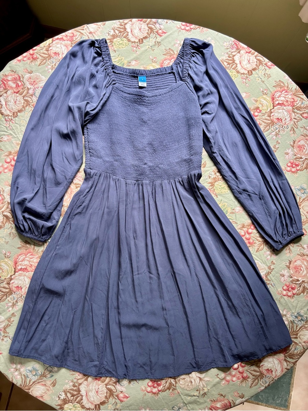 Old Navy Fit & Flare Smocked Long Sleeve Blue Mini Dress w/ Pockets Size 4 NWOT